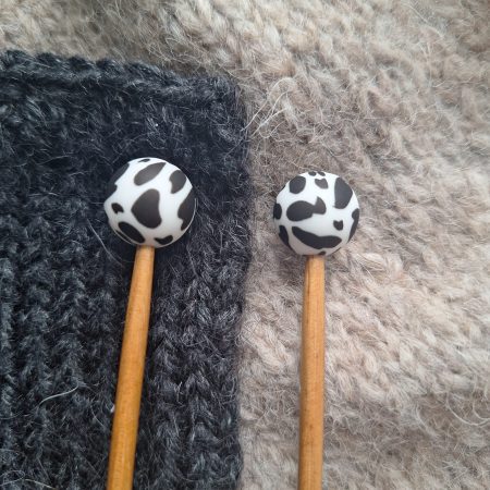 Needle Stoppers Sphere