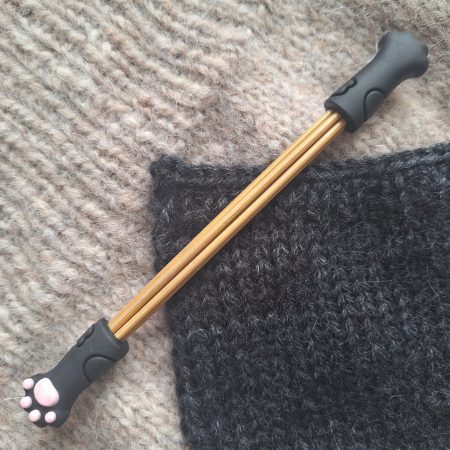 Double Pointed Needle Stoppers