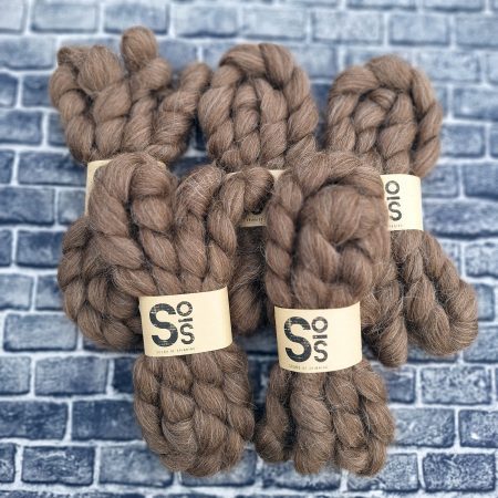 ICELANDIC wool top - Brown