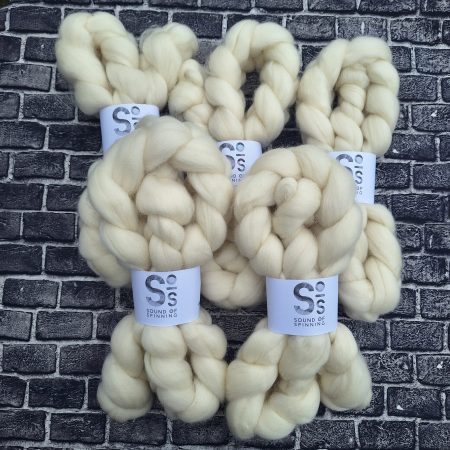 CORMO wool top -White