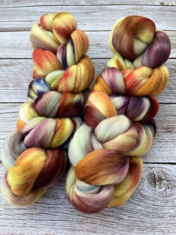 "Plum Cocktail" (Punta Arenas wool)