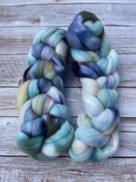 SOUND OF SPINNING (South American wool)