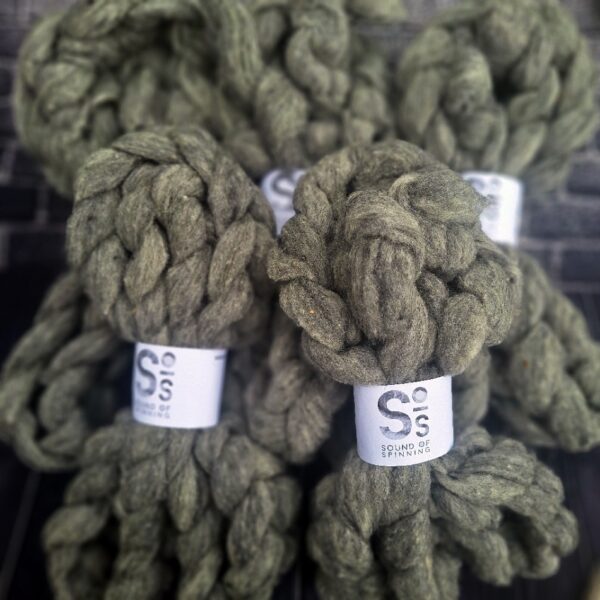 CHEVIOT wool sliver - Light Grey - Image 2