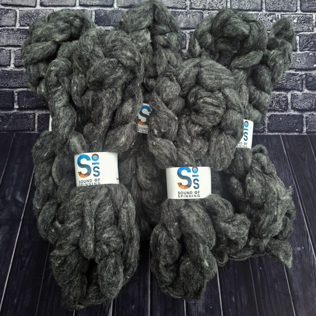 CHEVIOT wool sliver - Dark Grey