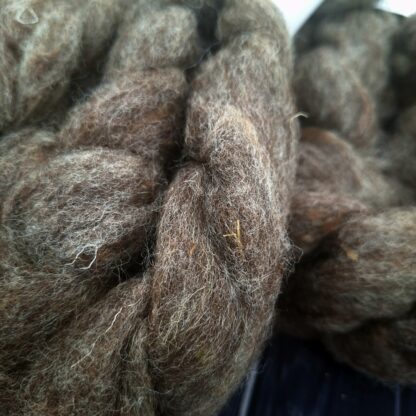 CORRIEDALE wool sliver - Grey - Image 6