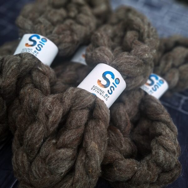 CORRIEDALE wool sliver - Grey - Image 3