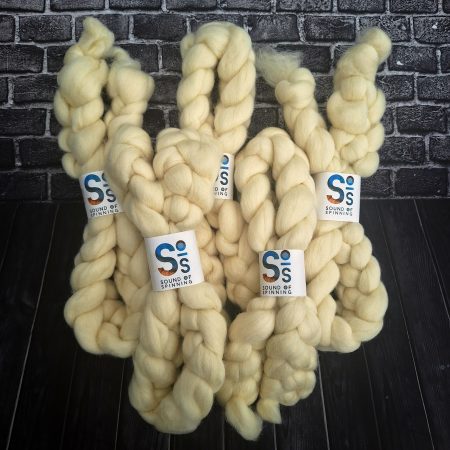 TEXEL wool top - White